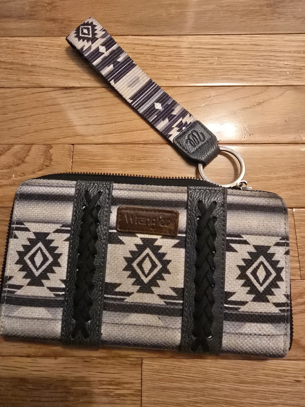 Wrangler Aztec Wristlet Wallet in Gray and Black